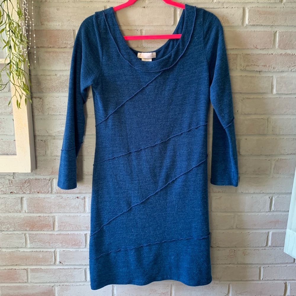 PAPILLON BLANC BLUE SWEATER DRESS SIZE LARGE